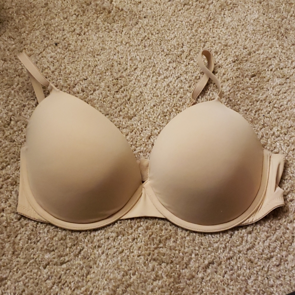 VS Pink Wear Everywhere Push-Up